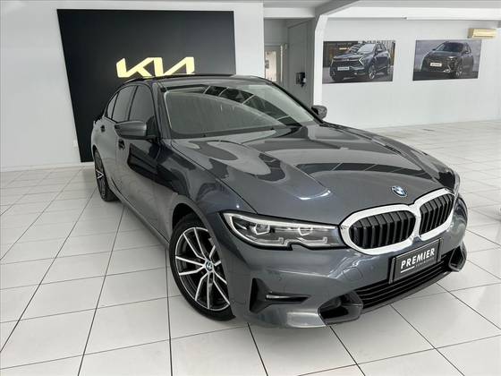 BMW 320i 2.0 16V TURBO GASOLINA M SPORT AUTOMÁTICO